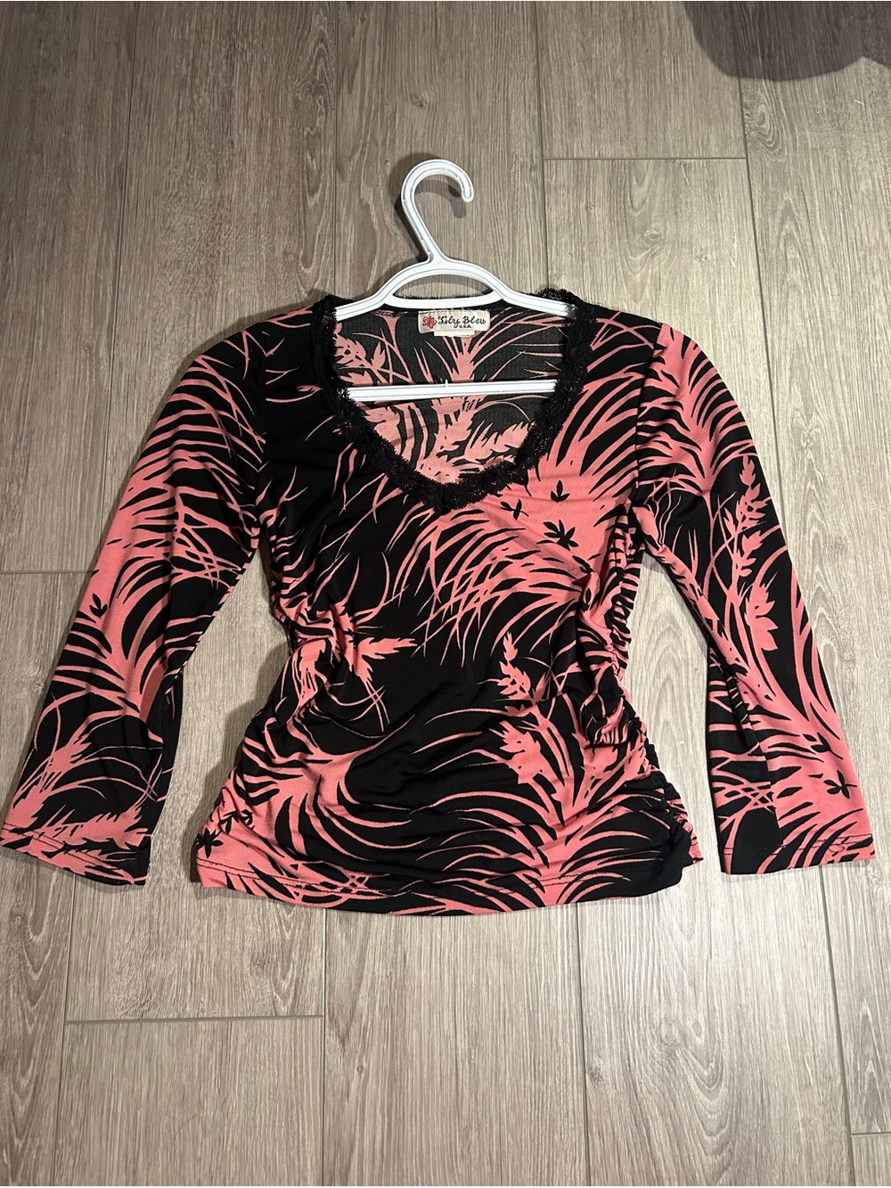 Y2K Vintage Floral Pink and Black Mesh Top with Lace Trim - Picture 2 of 4